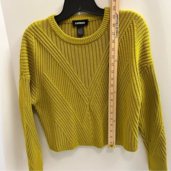 3 Pairs of Express Sweaters Size XS Bundle - Picture 4 of 16